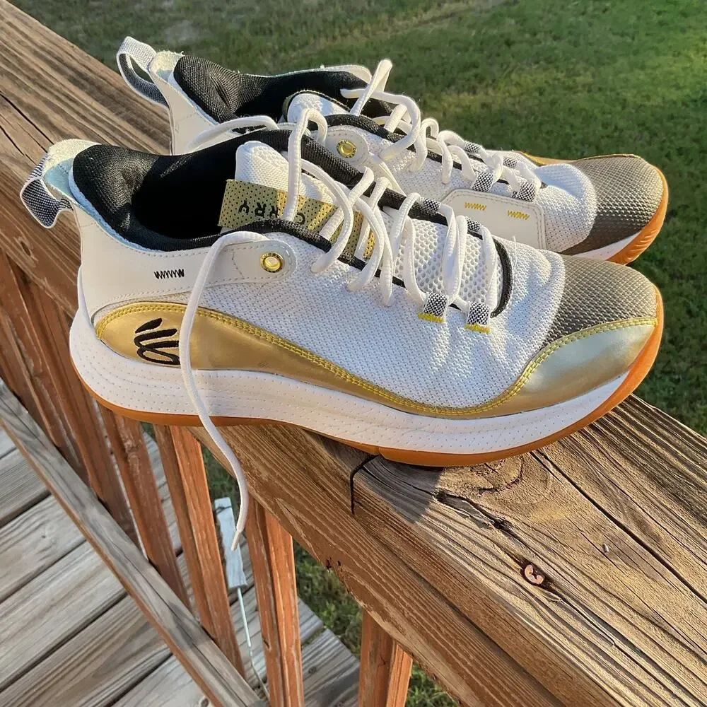 Under Armour product pair